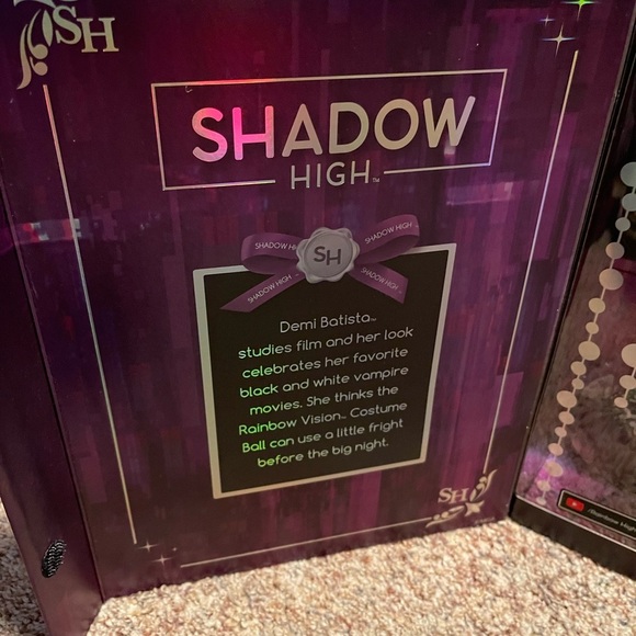 Rainbow High Shadow High Costume Ball Doll Demi Batista - Picture 3 of 3
